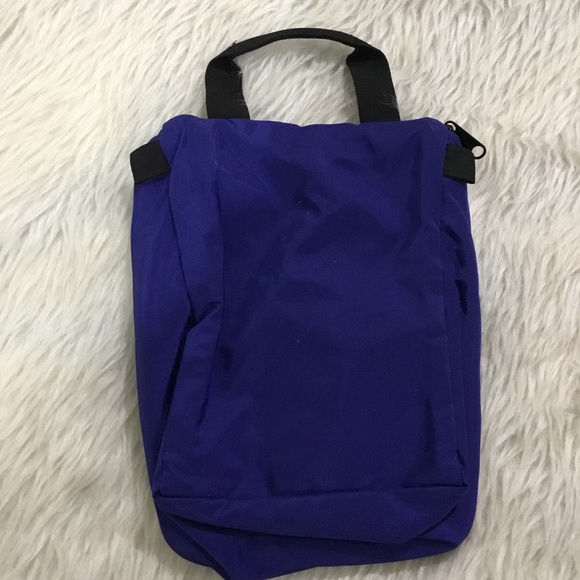 L.L. Bean blue small traveling organizer zipper bag - Picture 2 of 5